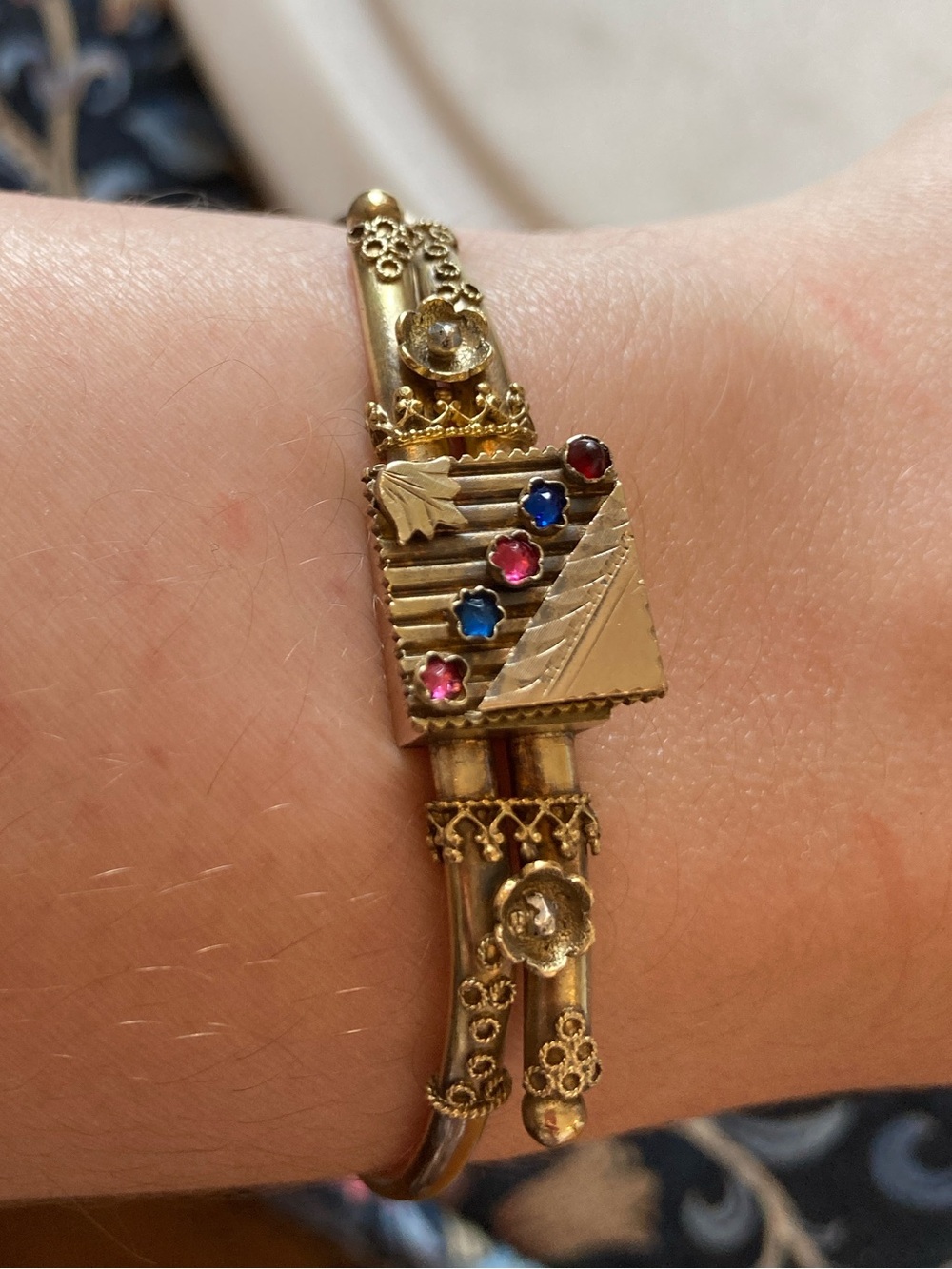 Antique Victorian Rose-Cut Garnet & Paste Etruscan Bracelet PAT. July 14, 1885 - Picture 6 of 16